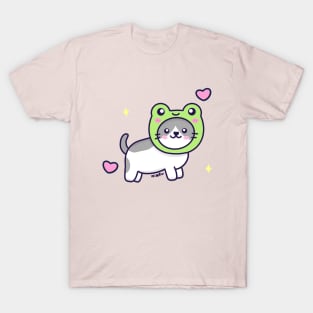 Kitty with a frog hat T-Shirt